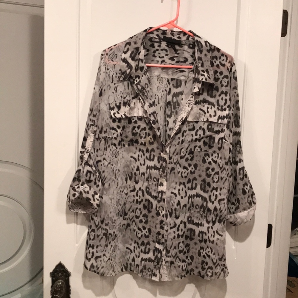 Lane Bryant 22 24 grey cheetah print chiffon top